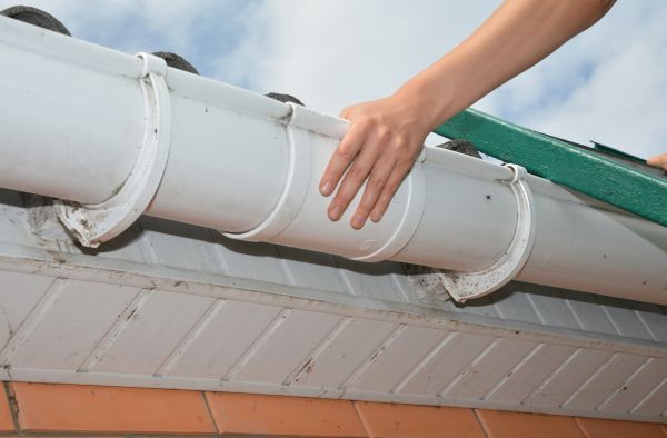 Gutter Reattachment in Winder